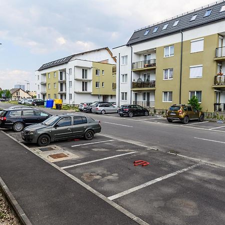 Sona Plus Braşov Exteriör bild